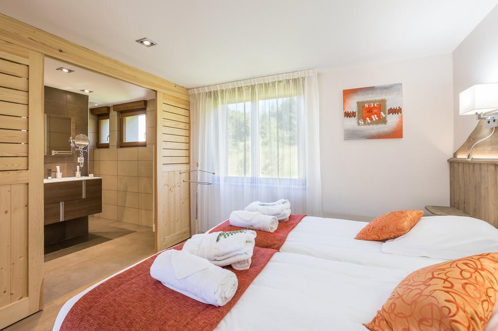 Logis Hotel Le Relais Du Bois Vialotte Ле-Шамбон-сюр-Ліньон Екстер'єр фото